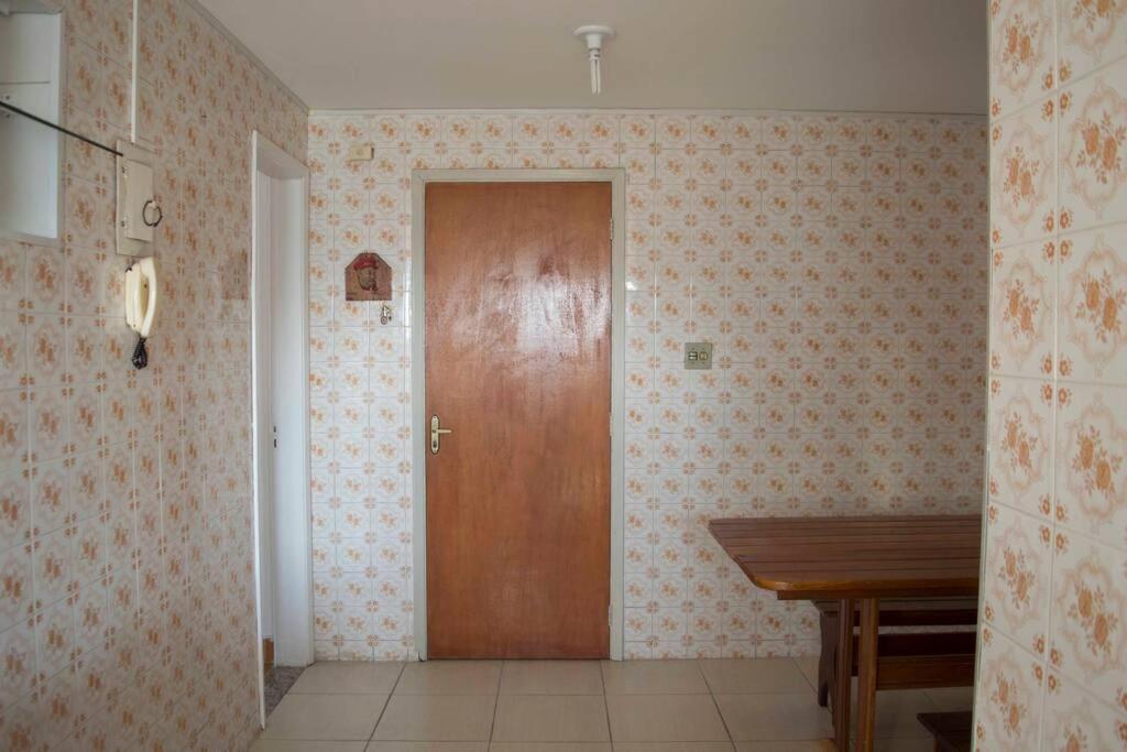 Apartamento No Centro De *
